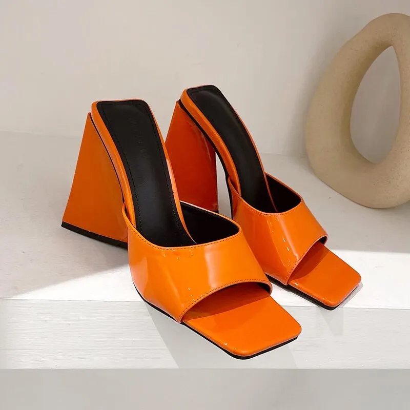 2023 Women Designer 11cm High Heels Slides Mules Summer Thick Block Heels Sandals Slingback Flock Slippers Luxury Chunky Shoes